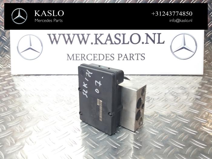 Gebrauchte ABS Pumpe Mercedes SLK (R171) 1.8 200 K 16V Preis € 75,00 Margenregelung angeboten von kaslo auto parts