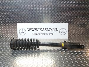Used Front shock absorber, right Mercedes ML II (164/4JG) 3.0 ML-280 CDI 4-Matic V6 24V Price on request offered by kaslo auto parts
