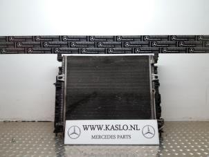 Używane Zestaw chlodnicy Mercedes ML II (164/4JG) 3.0 ML-280 CDI 4-Matic V6 24V Cena € 500,00 Procedura marży oferowane przez kaslo auto parts