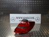 Feu arrière droit d'un Mercedes B (W246,242), 2011 / 2018 1.6 B-180 BlueEFFICIENCY Turbo 16V, Berline avec hayon arrière, Essence, 1.595cc, 90kW (122pk), FWD, M270910, 2011-11 / 2018-12, 246.242 2013