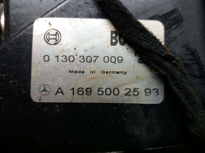 Wentylator grzewczy z Mercedes-Benz A (W169) 1.5 A-150 16V 2006