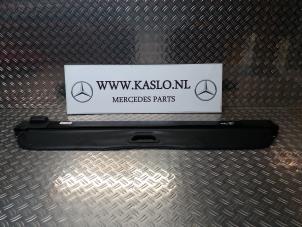 Usados Lona maletero Mercedes A (W169) 1.5 A-150 5-Drs. Precio € 100,00 Norma de margen ofrecido por kaslo auto parts