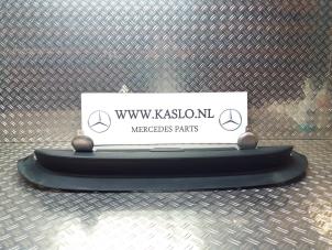 Usados Juego de cinturón de seguridad detrás Mercedes SL (R230) 3.7 SL-350 V6 18V Precio de solicitud ofrecido por kaslo auto parts