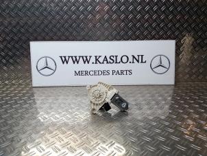 Używane Silnik szyby drzwiowej Mercedes B (W245,242) 1.5 B-150 16V Cena na żądanie oferowane przez kaslo auto parts
