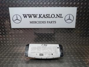 Usados Airbag derecha (salpicadero) Mercedes E (C207) E-350 CDI V6 24V Precio € 75,00 Norma de margen ofrecido por kaslo auto parts