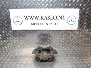 Usagé Etrier de frein avant gauche Mercedes E (C207) E-350 CDI V6 24V Prix € 50,00 Règlement à la marge proposé par kaslo auto parts
