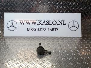 Used Steering knuckle ball joint Mercedes E (W212) E-220 CDI 16V BlueEfficiency Price on request offered by kaslo auto parts