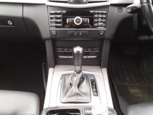 Used Gear stick Mercedes E (W212) E-220 CDI 16V BlueEfficiency Price on request offered by kaslo auto parts