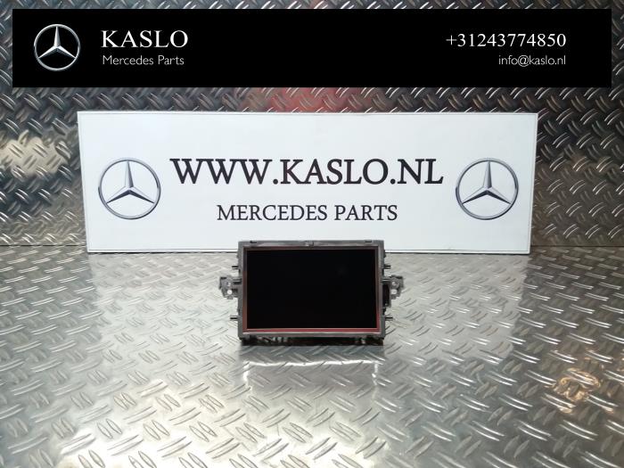 Begagnade Innerdisplay Mercedes E Estate (S212) E-350 CGI V6 24V BlueEfficiency Pris € 100,00 Marginaltabell erbjuds av kaslo auto parts