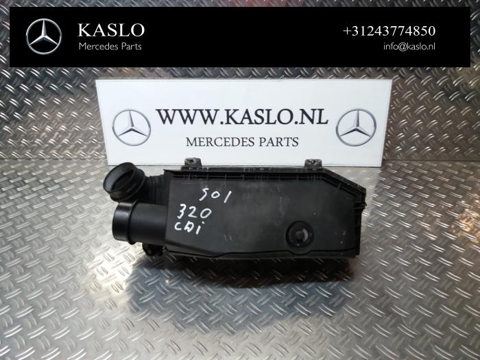 Begagnade Luftfilterhus Mercedes S (W220) 3.2 S-320 CDI 24V Pris på förfrågan erbjuds av kaslo auto parts