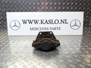Używane Zacisk hamulcowy lewy tyl Mercedes S (W220) 3.2 S-320 CDI 24V Cena na żądanie oferowane przez kaslo auto parts