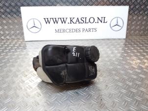 Usados Vaso de expansión Mercedes E Combi (S211) 5.0 E-500 V8 24V Precio de solicitud ofrecido por kaslo auto parts