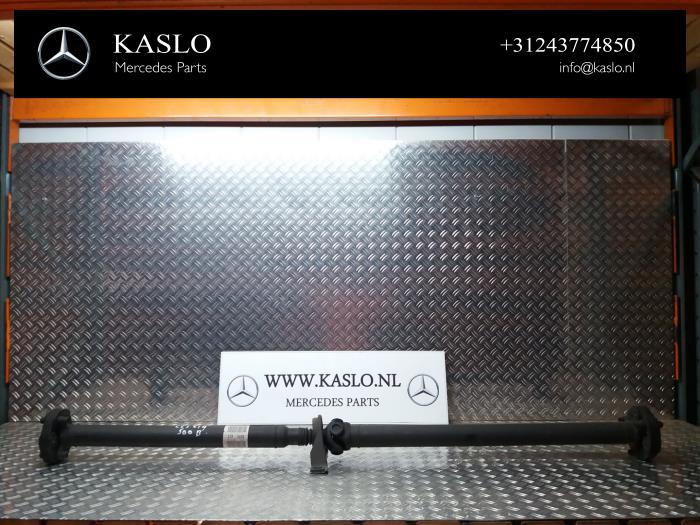 Używane Pólwal Mercedes CLS (C219) 500 5.0 V8 24V Cena na żądanie oferowane przez kaslo auto parts
