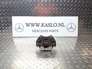 Gebrauchte Bremszange links hinten Mercedes CLS (C219) 500 5.0 V8 24V Preis auf Anfrage angeboten von kaslo auto parts