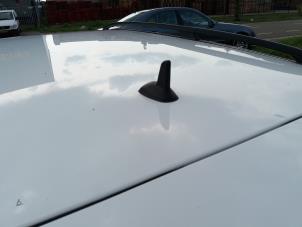 Used GPS antenna Mercedes C Estate (S204) 2.2 C-220 CDI 16V BlueEfficiency Price on request offered by kaslo auto parts