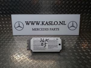 Używane Poduszka powietrzna prawa (deska rozdzielcza) Mercedes SLK (R171) 1.8 200 K 16V Cena na żądanie oferowane przez kaslo auto parts