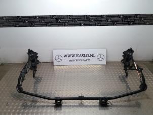 Usados Bisagra de capota Mercedes SLK (R171) 1.8 200 K 16V Precio de solicitud ofrecido por kaslo auto parts