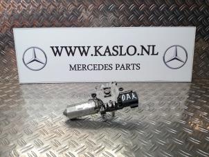 Usados Motor de techo deslizante Mercedes A (W169) Precio de solicitud ofrecido por kaslo auto parts