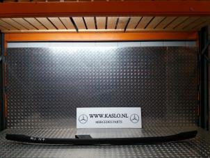 Used Roof rack kit Mercedes ML II (164/4JG) 3.0 ML-320 CDI 4-Matic V6 24V Price on request offered by kaslo auto parts