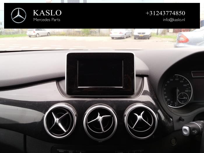 Begagnade Innerdisplay Mercedes B (W246/W242) 1.8 B-200 CDI BlueEFFICIENCY 16V Pris € 50,00 Marginaltabell erbjuds av kaslo auto parts