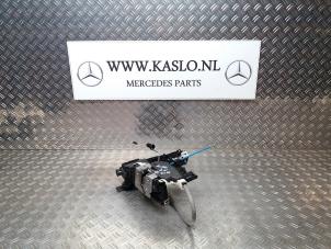 Gebrauchte Türschlossmechanik 4-türig links vorne Mercedes A (W176) 1.5 A-180 CDI, A-180d 16V Preis auf Anfrage angeboten von kaslo auto parts
