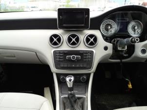 Gebrauchte Schaltung Mercedes A (W176) 1.5 A-180 CDI, A-180d 16V Preis auf Anfrage angeboten von kaslo auto parts