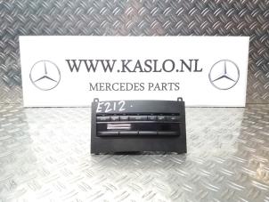Used Heater control panel Mercedes E (W212) E-220 CDI 16V BlueEfficiency Price € 30,00 Margin scheme offered by kaslo auto parts