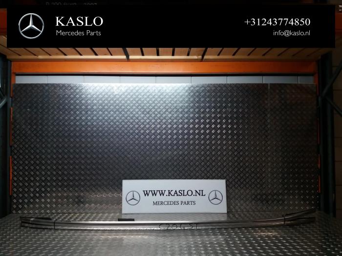 Mercedes W204 Roof rack kits stock | ProxyParts.com