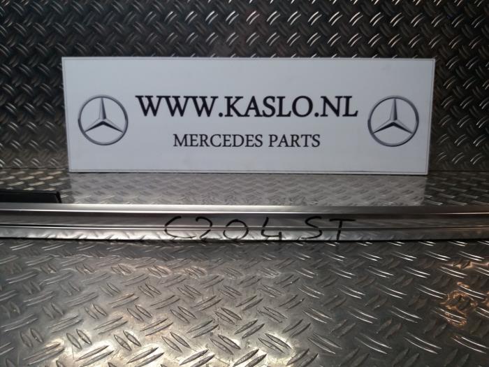 Juego de portaequipajes de un Mercedes-Benz C Estate (S204) 2.2 C-250 CDI 16V BlueEfficiency 2012