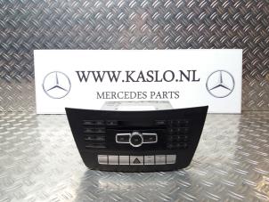 Used Navigation control panel Mercedes C (W204) 2.2 C-220 CDI 16V BlueEFFICIENCY Price € 300,00 Margin scheme offered by kaslo auto parts