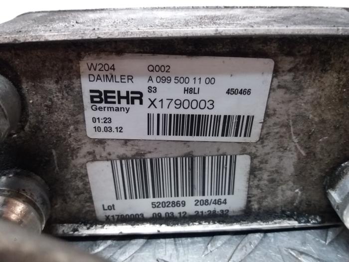 Refrigerador de aceite de un Mercedes-Benz C Estate (S204) 1.6 C-180 16V BlueEfficiency 2012