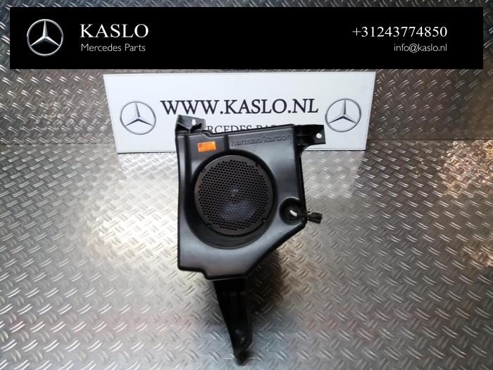 Begagnade Bashögtalare Mercedes ML II (164/4JG) 3.0 ML-320 CDI 4-Matic V6 24V Pris på förfrågan erbjuds av kaslo auto parts