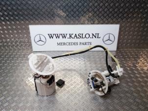 Used Petrol pump Mercedes C (W204) 1.8 C-180 CGI 16V Price € 100,00 Margin scheme offered by kaslo auto parts