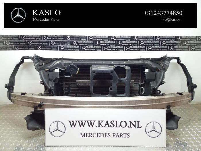 Begagnade Front Mercedes CLS (C219) 350 3.5 V6 18V Pris € 300,00 Marginaltabell erbjuds av kaslo auto parts