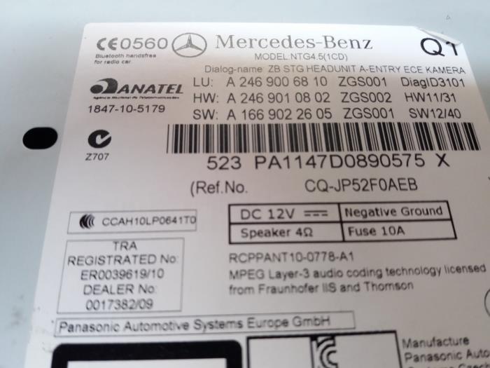 Panneau de commandes navigation d'un Mercedes-Benz B (W246,242) 1.8 B-180 CDI BlueEFFICIENCY 16V 2013