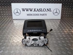 Used Headrest Mercedes ML II (164/4JG) Price € 100,00 Margin scheme offered by kaslo auto parts