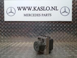 Used ABS pump Mercedes E Estate (S212) E-250 CDI 16V BlueEfficiency Price € 200,00 Margin scheme offered by kaslo auto parts