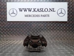 Usados Pinzas de freno izquierda detrás Mercedes S (W221) 3.0 S-320 CDI 24V Precio de solicitud ofrecido por kaslo auto parts