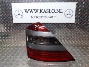 Used Taillight, left Mercedes S (W221) 3.0 S-320 CDI 24V Price € 100,00 Margin scheme offered by kaslo auto parts