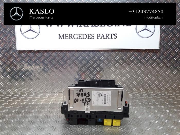 Fuse box Mercedes SL 5.0 SL500 V8 24V A2305450832 LK