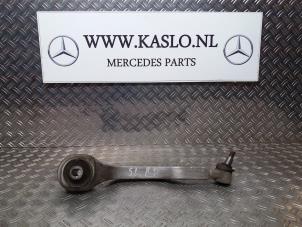 Używane Wahacz zawieszenia prawy przód Mercedes SL (R230) 5.0 SL-500 V8 24V Cena € 50,00 Procedura marży oferowane przez kaslo auto parts