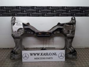 Usagé Faux châssis Mercedes SL (R230) 5.0 SL-500 V8 24V Prix € 250,00 Règlement à la marge proposé par kaslo auto parts