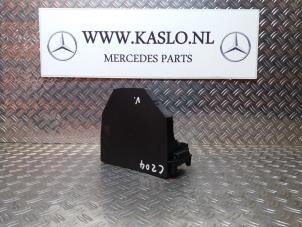 Usagé Boîte à fusibles Mercedes C (W204) 1.8 C-180 CGI 16V Prix € 150,00 Règlement à la marge proposé par kaslo auto parts