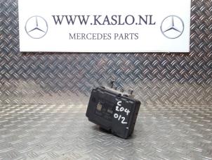 Usagé Bloc ABS Mercedes C (W204) 1.8 C-180 CGI 16V Prix € 200,00 Règlement à la marge proposé par kaslo auto parts