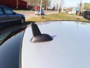 Used GPS antenna Mercedes C (W204) 2.2 C-220 CDI 16V BlueEFFICIENCY Price on request offered by kaslo auto parts