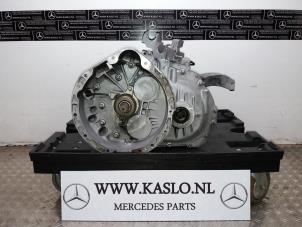 Używane Skrzynia biegów Mercedes B (W245,242) 2.0 B-200 CDI 16V Cena € 300,00 Procedura marży oferowane przez kaslo auto parts