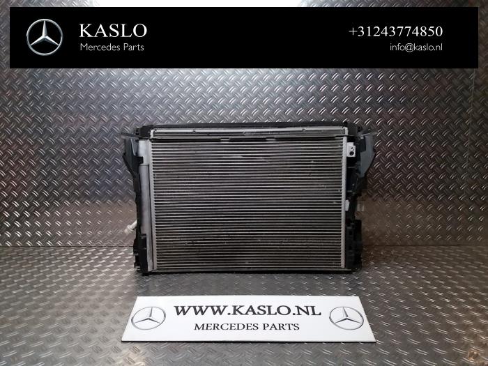 Gebrauchte Kühler Mercedes E (C207) E-400 3.0 V6 Turbo Preis € 100,00 Margenregelung angeboten von kaslo auto parts