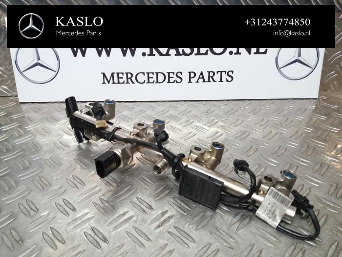 Usagé Système d'injection Mercedes C (W204) 1.8 C-180 CGI 16V Prix € 100,00 Règlement à la marge proposé par kaslo auto parts