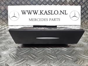 Used Dashboard part Mercedes SLK (R171) 1.8 200 K 16V Price on request offered by kaslo auto parts