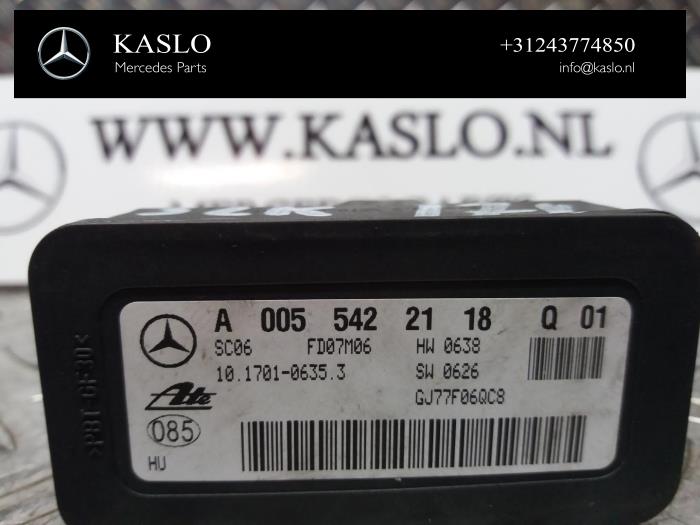 Begagnade Hastighetssensor Mercedes SLK (R171) 1.8 200 K 16V Pris på förfrågan erbjuds av kaslo auto parts